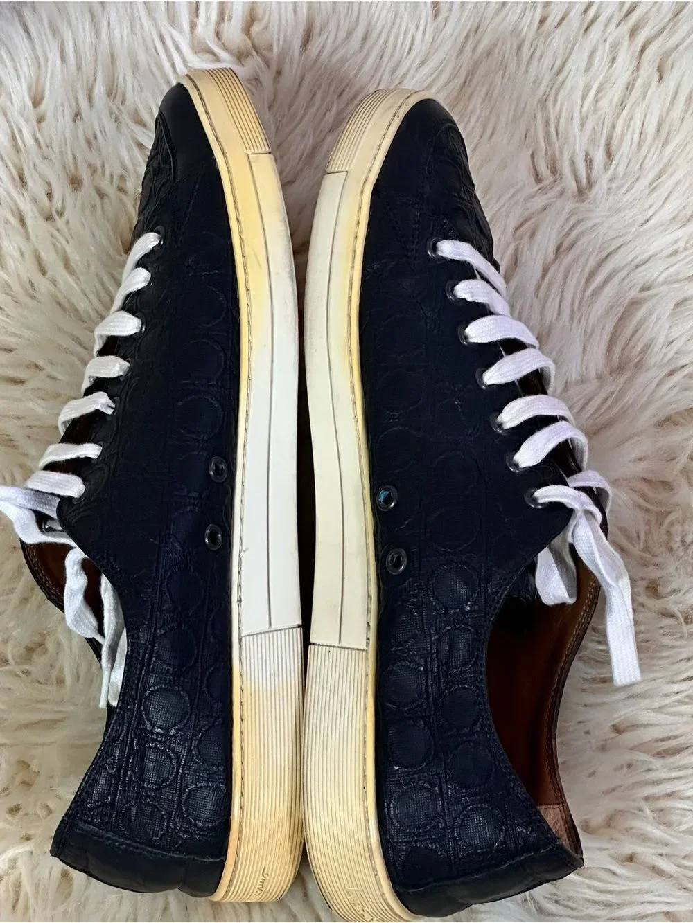 Salvatore Ferragamo Black Leather gancini Sneakers with White Laces